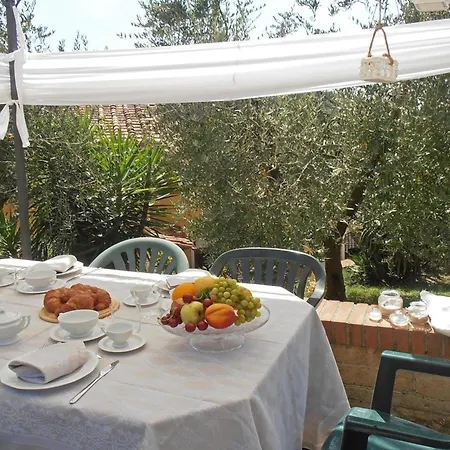Casale Vittoria - Happy *